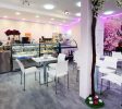 bar-y-pasteleria-con-productos-realizados-para-su-tienda