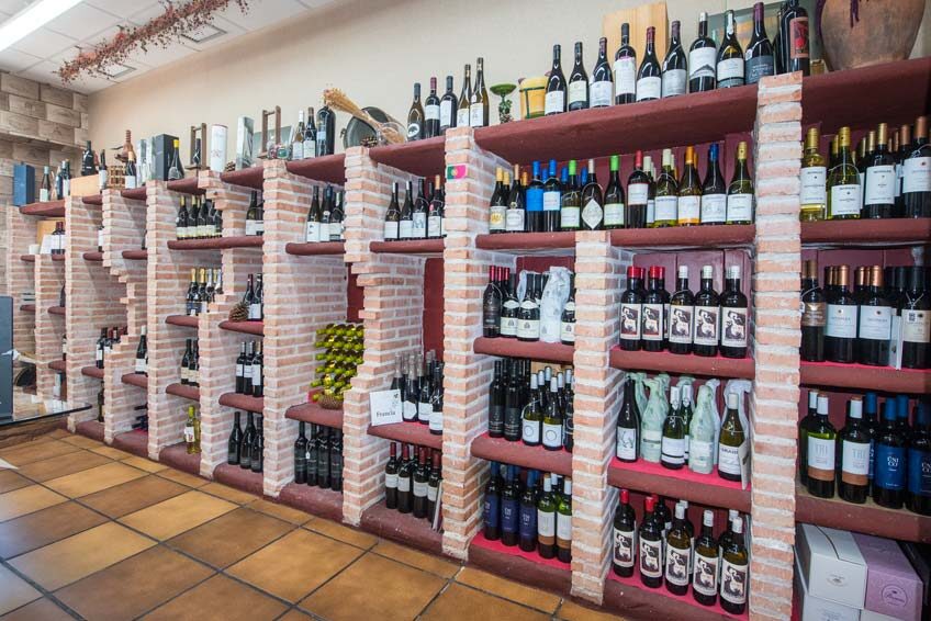 la-mejor-eleccion-en-todo-tipo-de-licores-en-exquisiteces-la-riojana