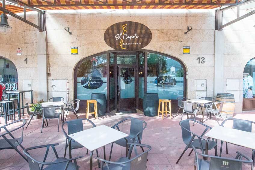 terraza-exterior-de-bar-el-capote-en-moralzarzal