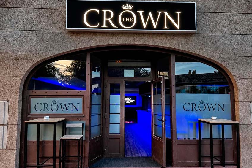 pub-y-copas-en-moralzarzal-en-la-plaza-de-toros